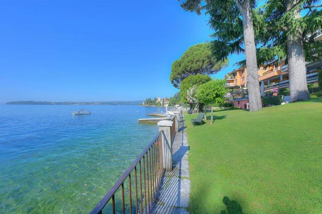 Appartamento 33 Rose Гардоне Ривьера Экстерьер фото