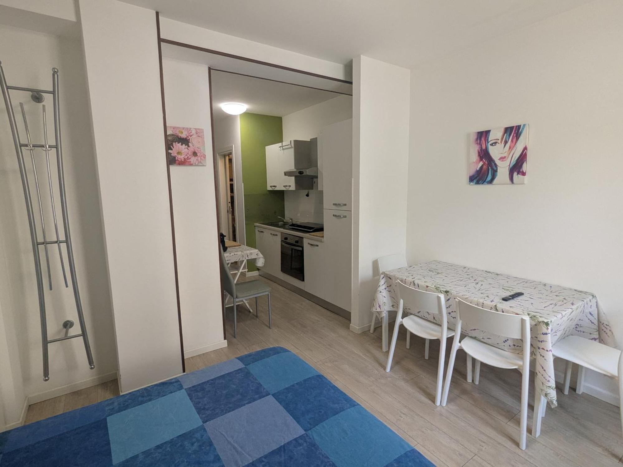 Appartamento 33 Rose Гардоне Ривьера Экстерьер фото